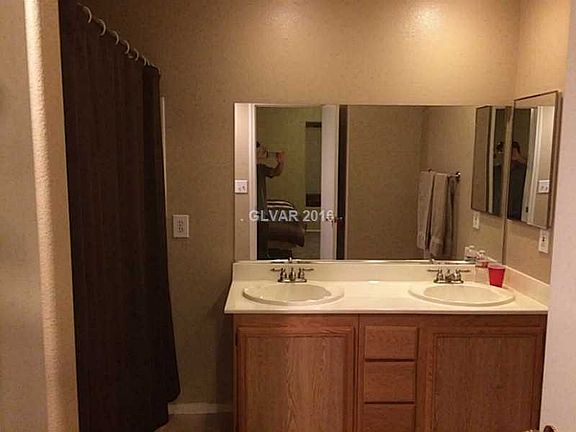 3rd image of 2056 Betty Davis St
