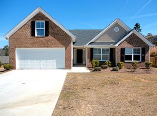 3844 Hawk Tail Dr, Loganville, GA 30052