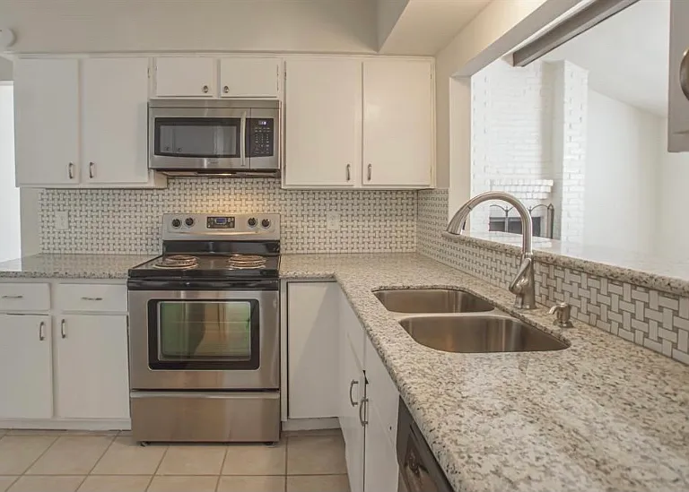 5454 Deer Timbers Trl — Photo 4