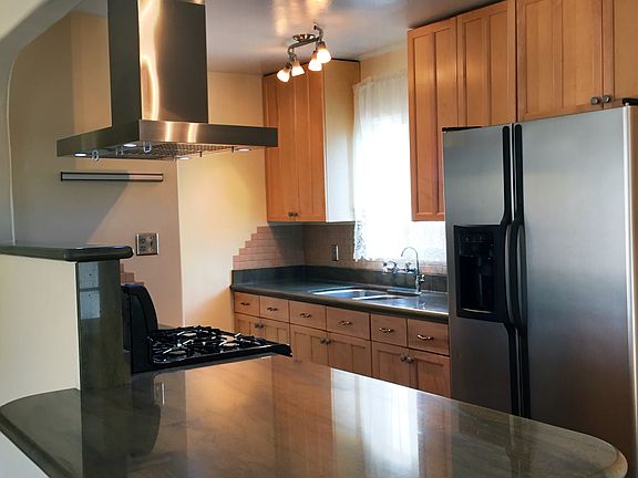 3rd image of 4538 College Ave
