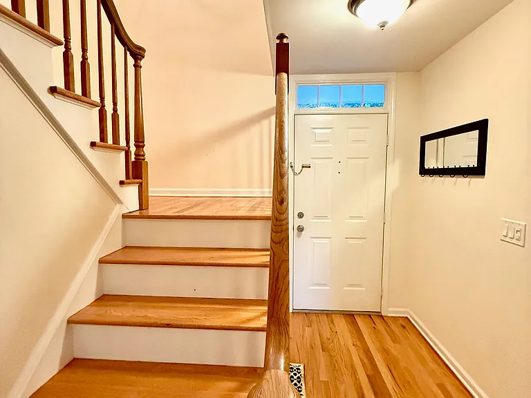 122 Summer St — Photo 10