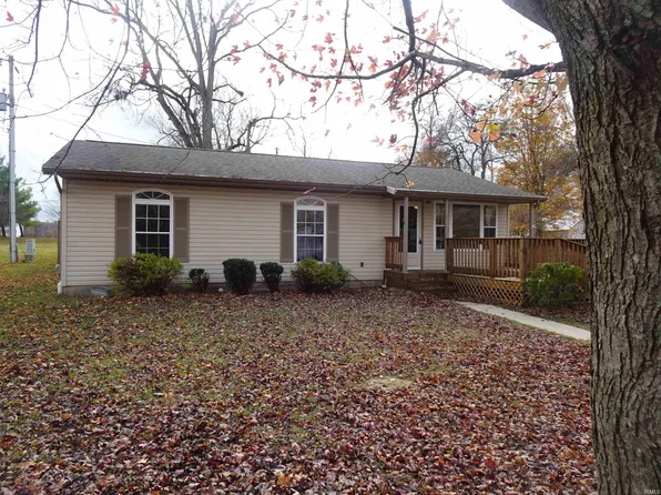 725 E 17th St, Rochester, IN 46975