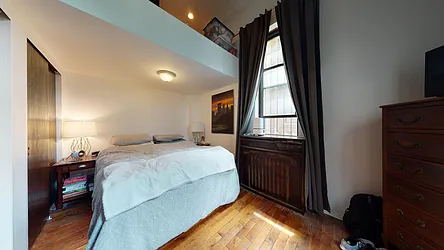 Rented by Bond New York