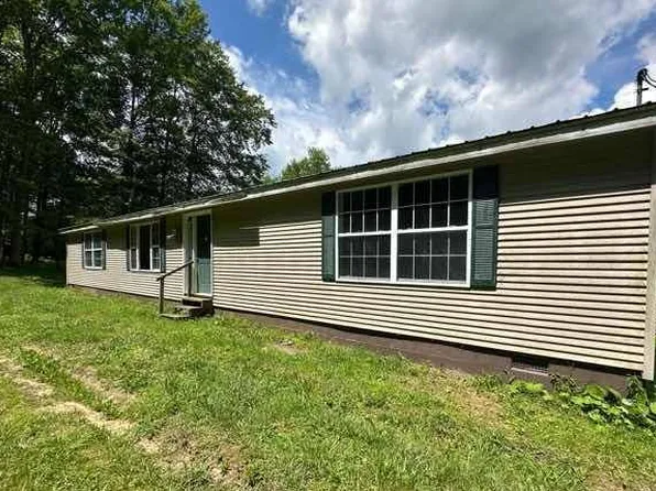 98 Flag Run Ln, Rowlesburg, WV 26425