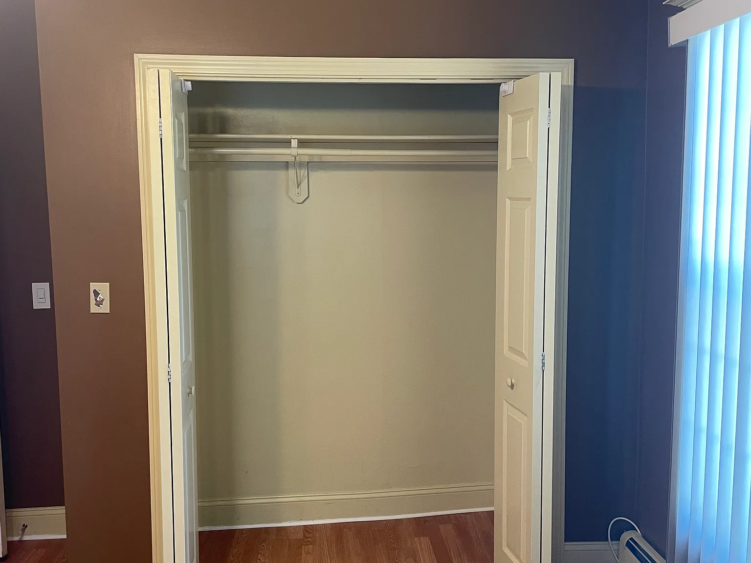 2 bed, 1000 sqft, $3,100 — Photo 3