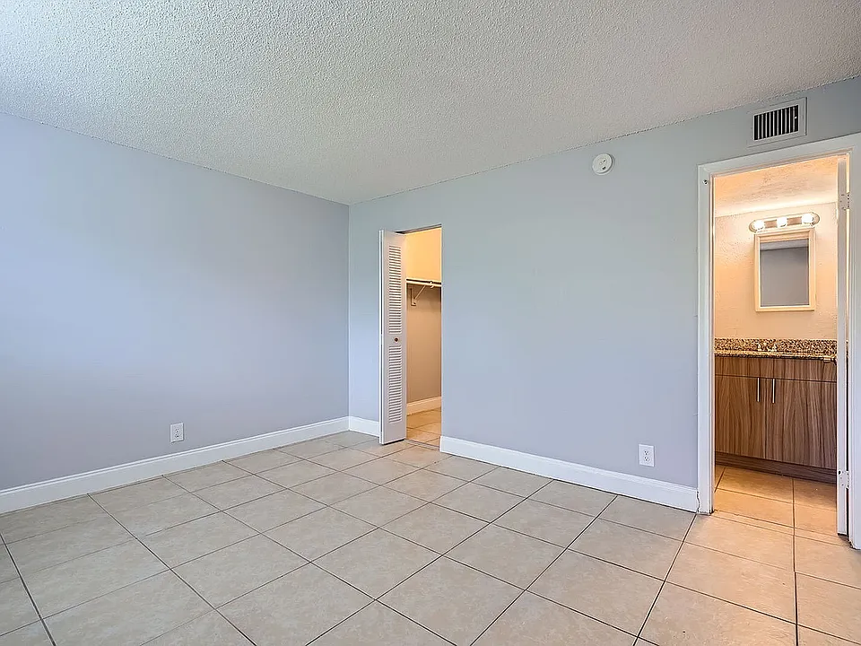Viewmax Apartments