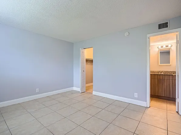 Viewmax Apartments