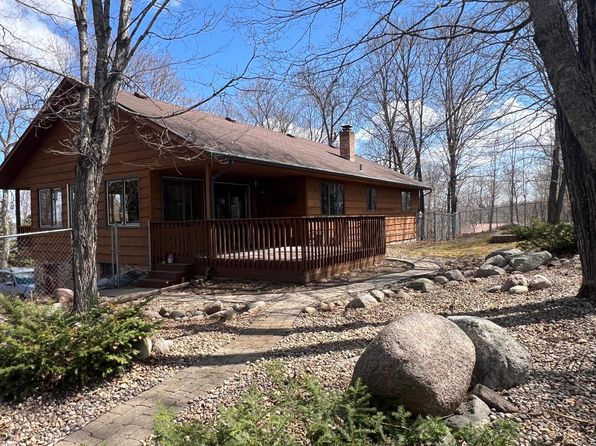 487 Shorewood Dr, Detroit Lakes, MN 56501