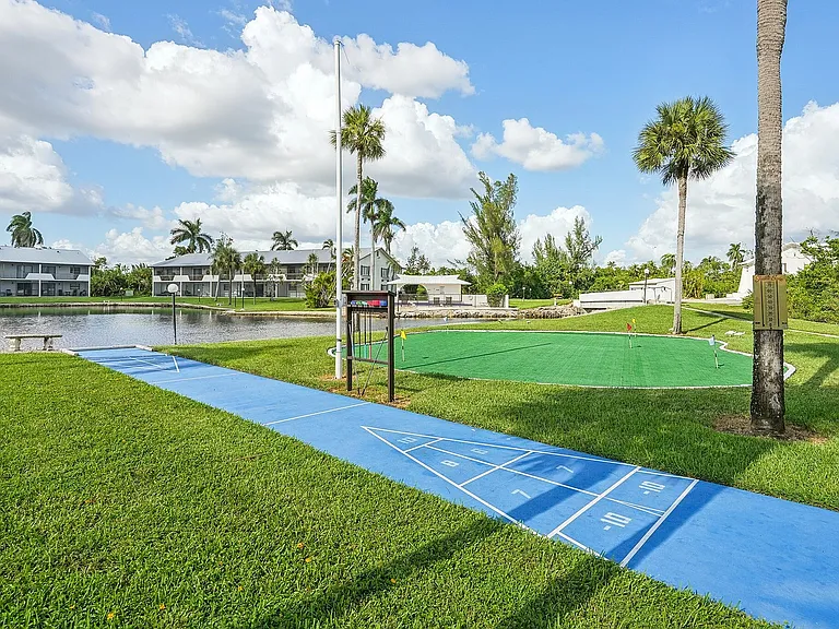 103-web-or-mls-Maida Ln-0910-906