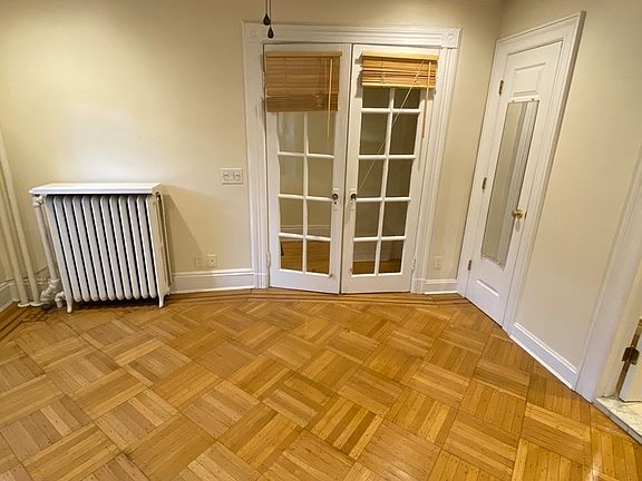 5th image of 424 5th St #1