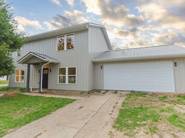 4024 Addison St, South Bend, IN 46614