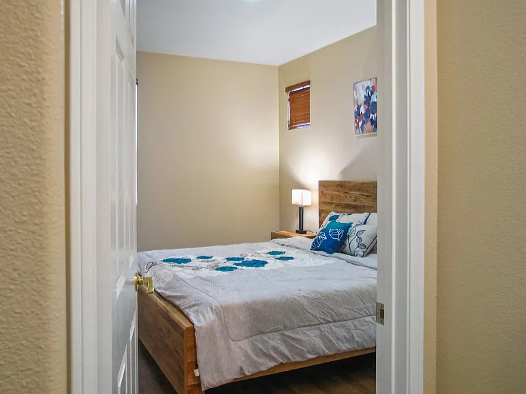 4th bedroom with kingsize bed on 2nd floor