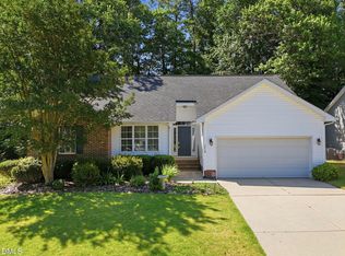 1219 Waterford Green Dr, Apex, NC 27502