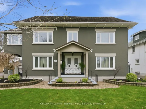 452 Simcoe St N, Oshawa, ON L1G 4T6