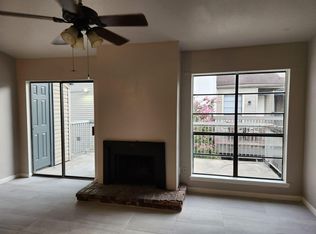 9707 Richmond Ave APT 94, Houston, TX 77042