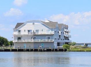 6153 Marsh Island Dr, Chincoteague Island, VA 23336