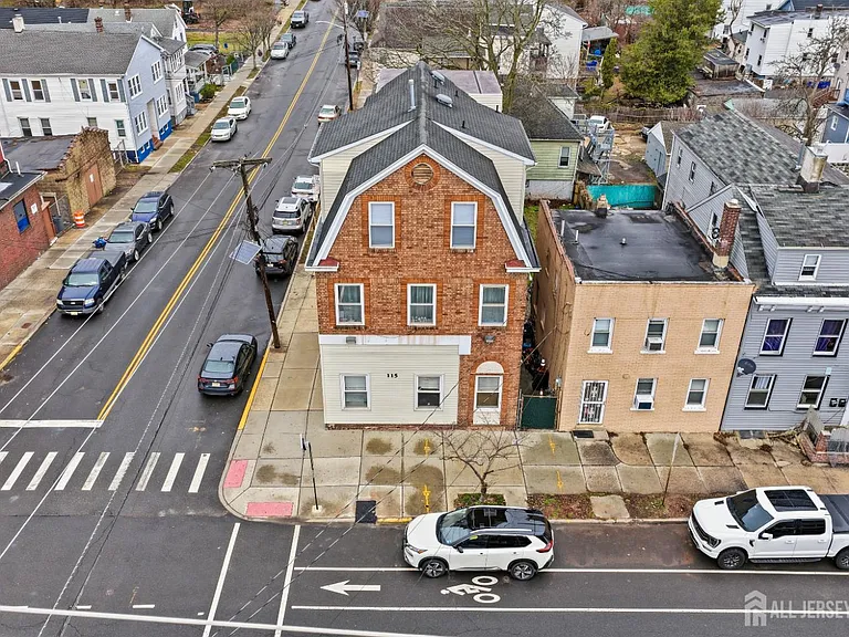 115 Remsen Ave — Photo 14
