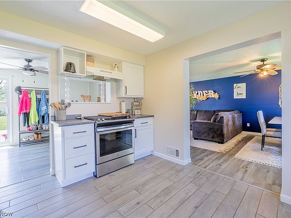 4th image of 12179 Melody Ln