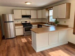 403 Cilley Rd, Manchester, NH 03103