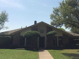 9730 Amberley Dr, Dallas, TX 75243