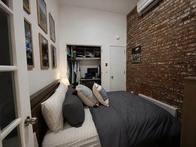 53 Pitt St #1 — Photo 7