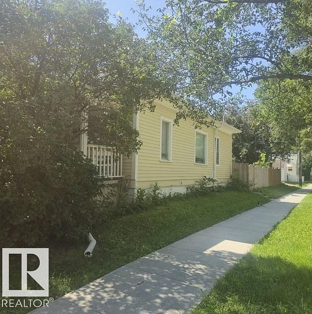 2nd image of 11348 91st St NW