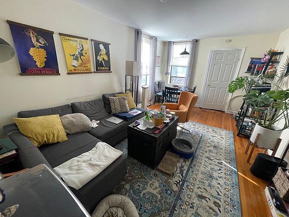 4th image of 61 Longwood Ave #58