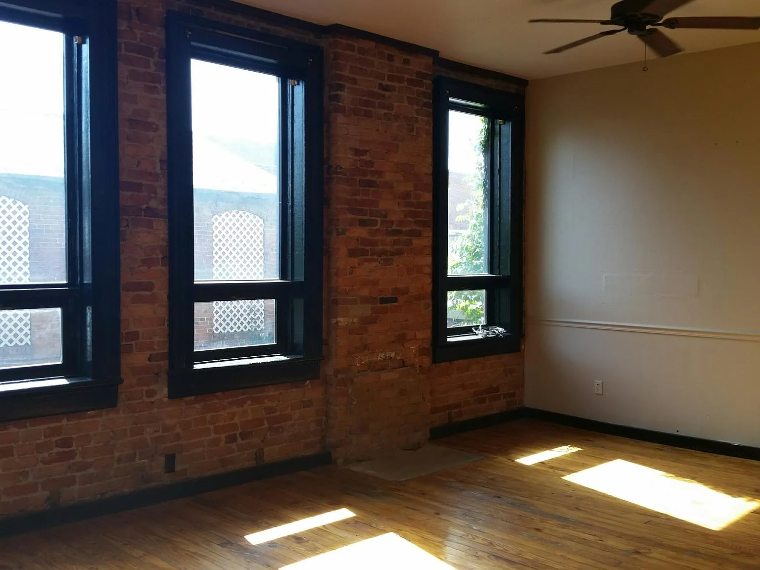 1 bed, 850 sqft, $1,250 — Photo 4