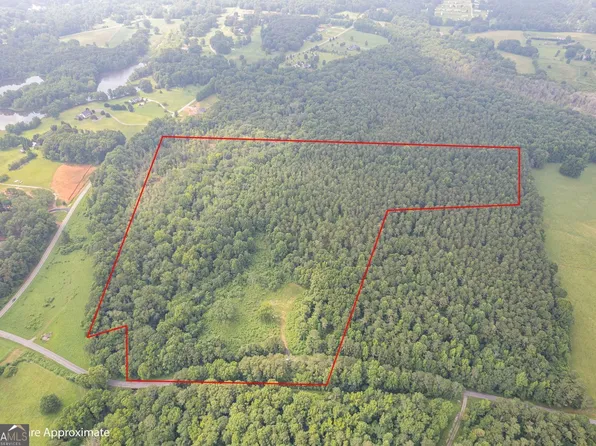 104 Martin Cemetary Rd, Carrollton, GA 30117