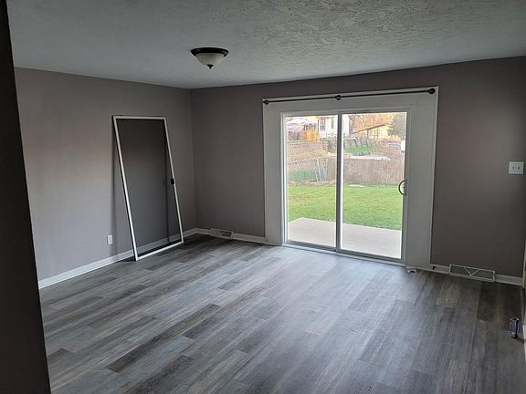 2nd image of 500 37th Street Pl