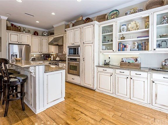 4th image of 28019 River Trail Ln