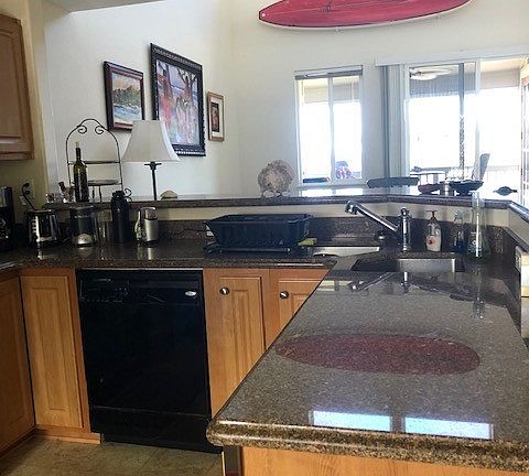5th image of 75-5919 Alii Dr APT E23