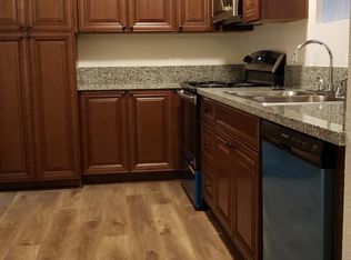 16830 Kingsbury St UNIT 115, Granada Hills, CA 91344