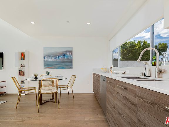 5th image of 5407 W Wilshire Vista Ln