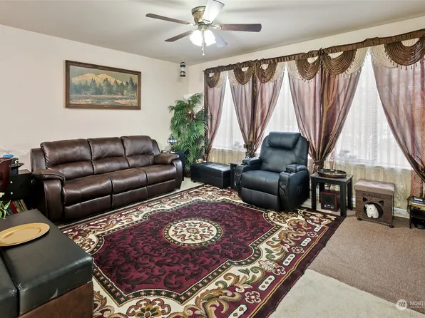 2120 Highland Avenue #206, Everett, WA 98201