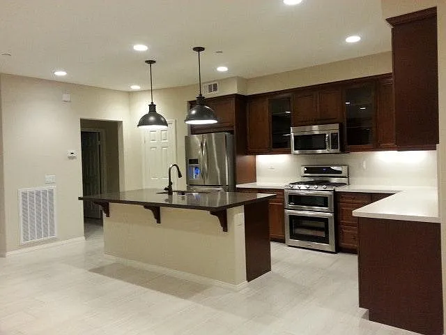 1051 Lime Tree Pl — Photo 5