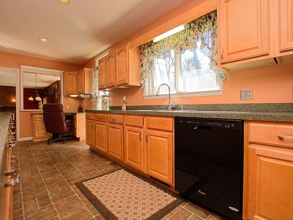 2nd image of 362 W Club Dr