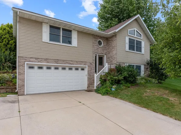 215 Kerri Anne COURT, Hartford, WI 53027