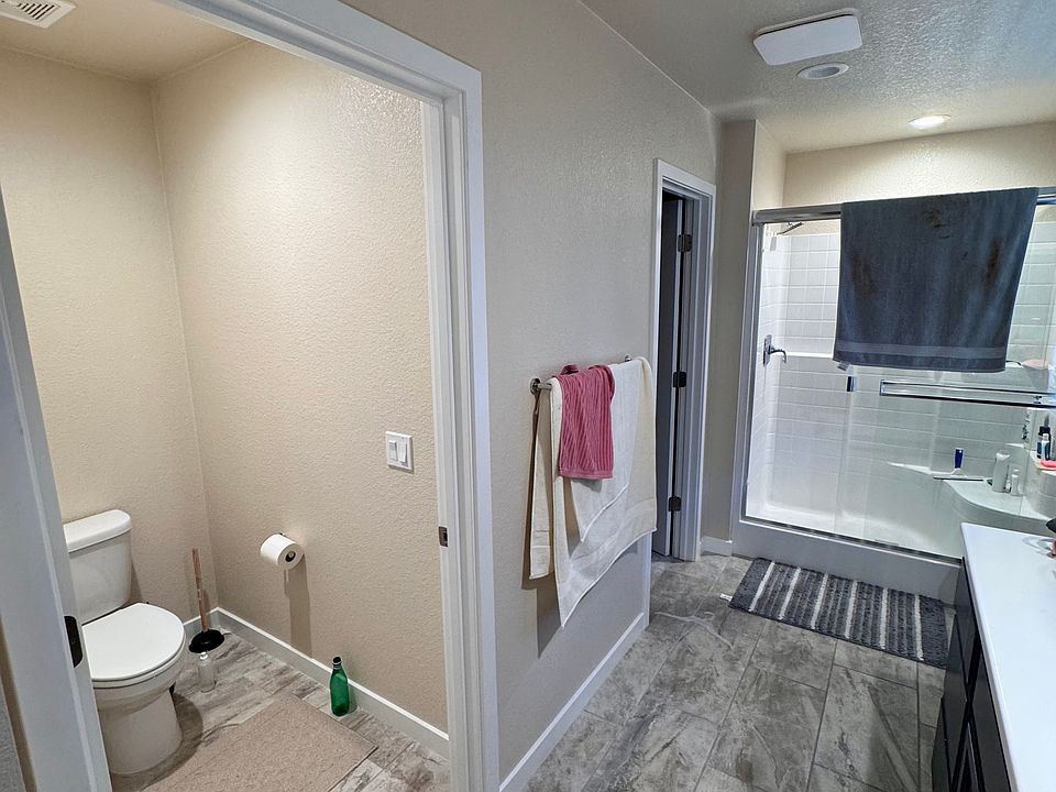 1st image of 462 Peppercorn Dr #462