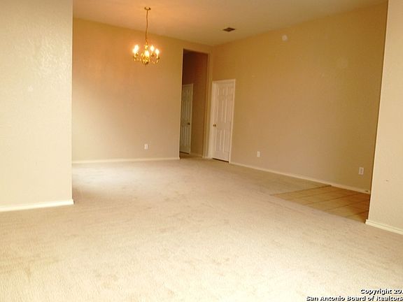 4th image of 9746 Emerald Pl