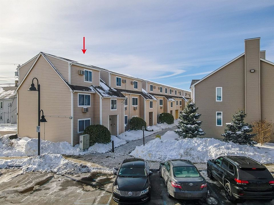 1st image of 44 Fairfield Park #44