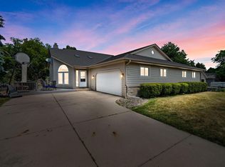 N111W16486 Esquire Ct #10W, Germantown, WI 53022