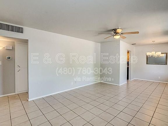 2nd image of 543 W 19th St