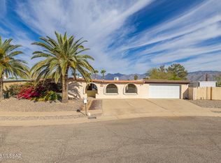 9921 E Bunker Hill Pl, Tucson, AZ 85748