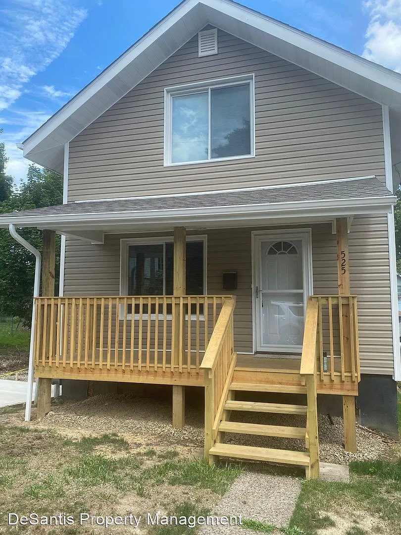 525 Mount Vernon Ave photo 1