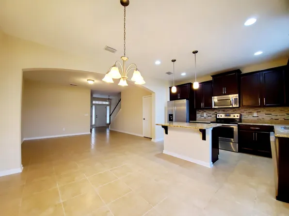 184 Richmond Dr, Saint Johns, FL 32259