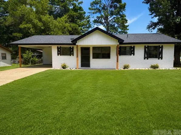 1107 Dogwood Dr, Gurdon, AR 71743