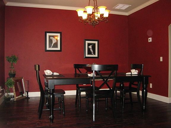 Formal Dining