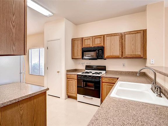 3rd image of 1659 Lefty Garcia Way