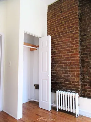 Rented by City Connections Realty | media 23